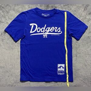Mitchell & Ness Kid’s Los Angeles Dodgers T-Shir SIZE MEDIUM (10/12)